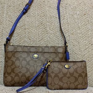 ✳️Coach PVC Leather Bag & Wristlet✳️